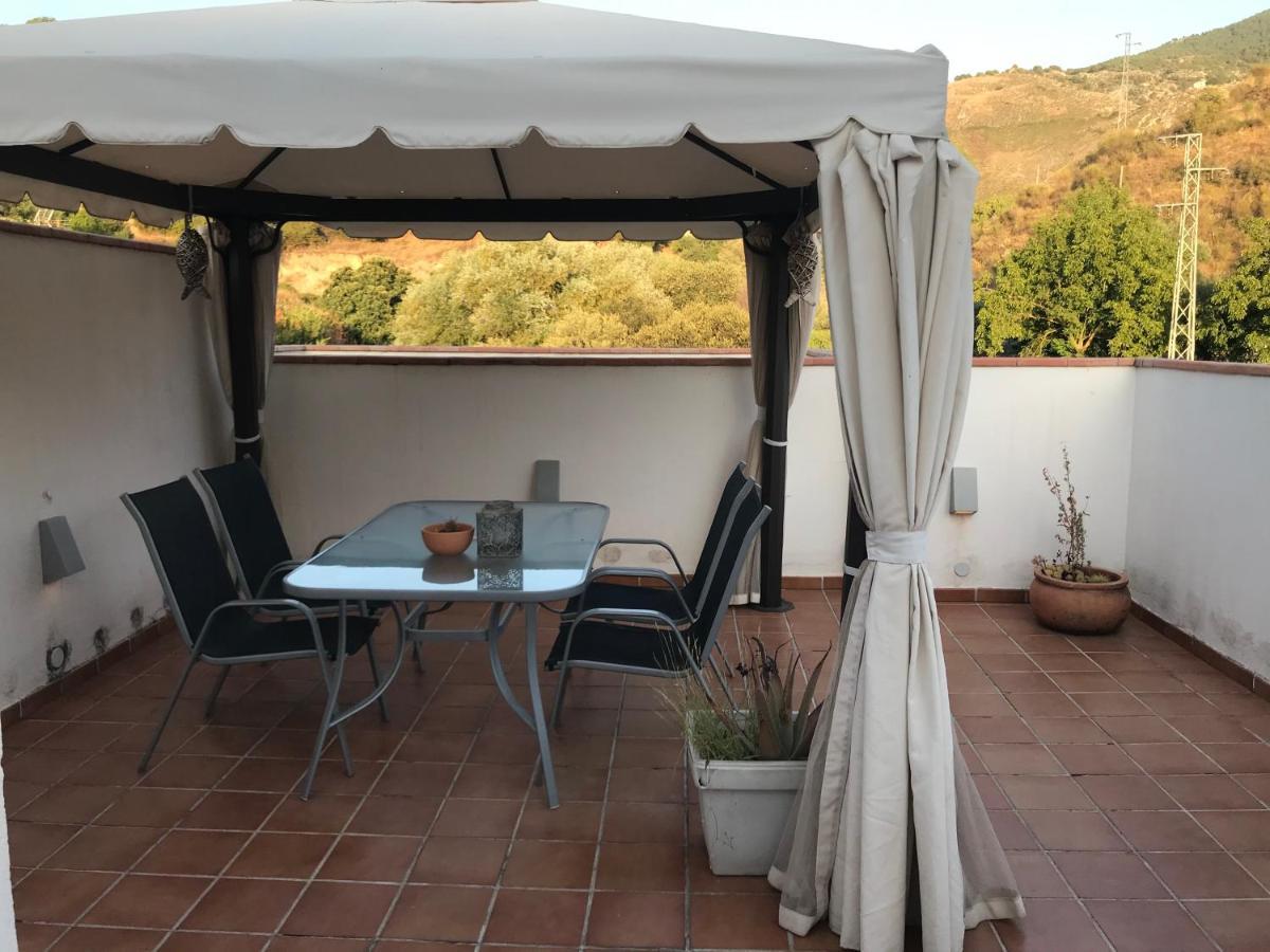 Apartamento Junto Al Rio En Entrada Ruta Cahorros Monachil Eksteriør billede